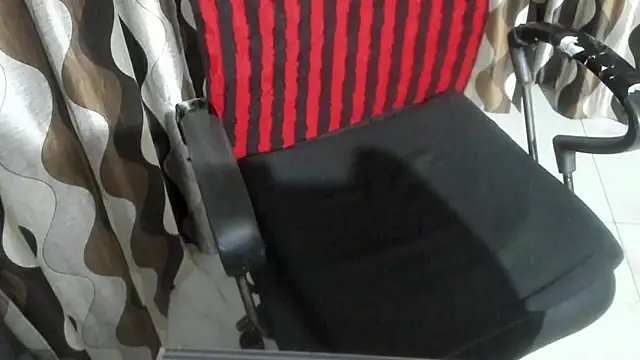 Snapshot of Kaur_Jannat chatting on 12-01-25, 05:51 Kaur Jannat online show from 12-01-25, 05:51