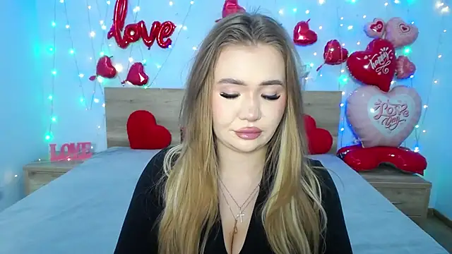 StacyYellig online show from 02-18-25, 03:54