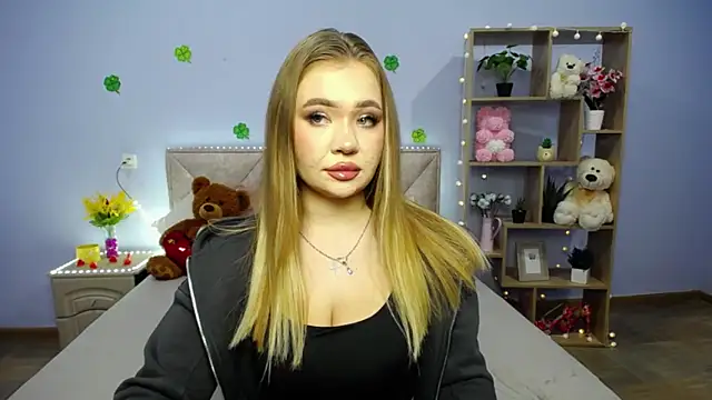 StacyYellig online show from 03-16-25, 09:58