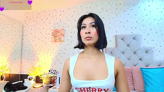 JulietaReyess online show from 04-24-26, 11:45