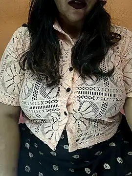 CUTE SOPHIA- online show from 12-20-24, 06:45