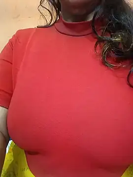 CUTE SOPHIA- online show from 01-01-25, 06:37