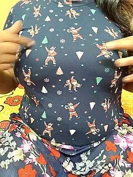 CUTE SOPHIA- online show from 10-10-25, 01:15