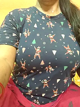 CUTE SOPHIA- online show from 04-28-26, 01:37