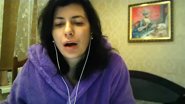 Snapshot of StunnigArt chatting on 02-02-25, 02:38 StunnigArt online show from 02-02-25, 02:38