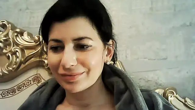 Snapshot of StunnigArt chatting on 02-04-25, 09:49 StunnigArt online show from 02-04-25, 09:49