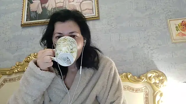 StunnigArt online show from 04-21-26, 01:29