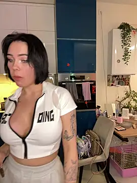 Snapshot of GroteskJane chatting on 03-30-26, 10:11 GroteskJane online show from 03-30-26, 10:11