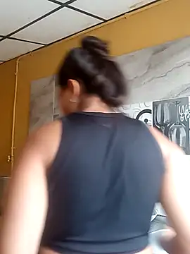 stefanie010 online show from 02-17-26, 06:58