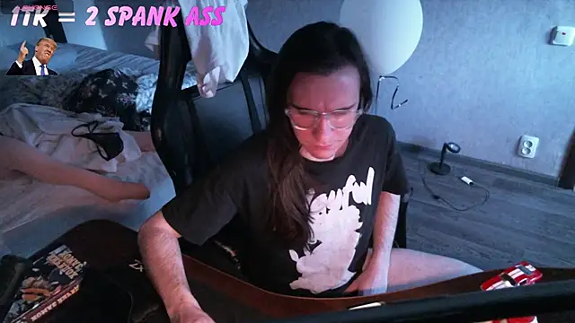 izilizi 23 online show from 04-26-26, 03:53