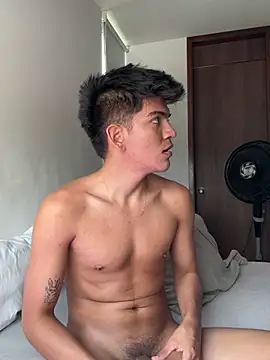 santiago 01 online show from 12-15-24, 04:15