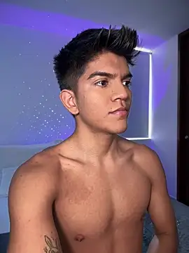 santiago 01 online show from 02-08-25, 10:19