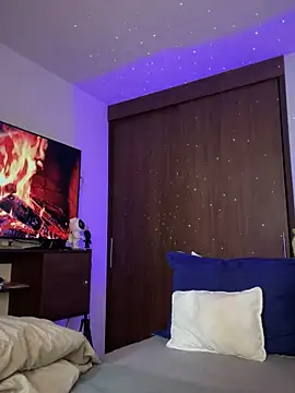 santiago 01 online show from 03-14-25, 01:13