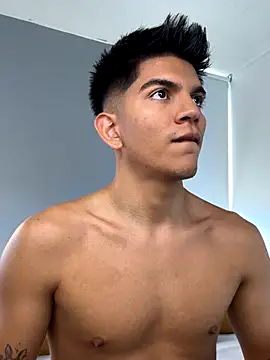 santiago 01 online show from 11-27-25, 08:00