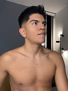 santiago 01 online show from 02-21-26, 01:06