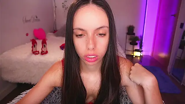 Dayna Nebula online show from 09-18-25, 10:39