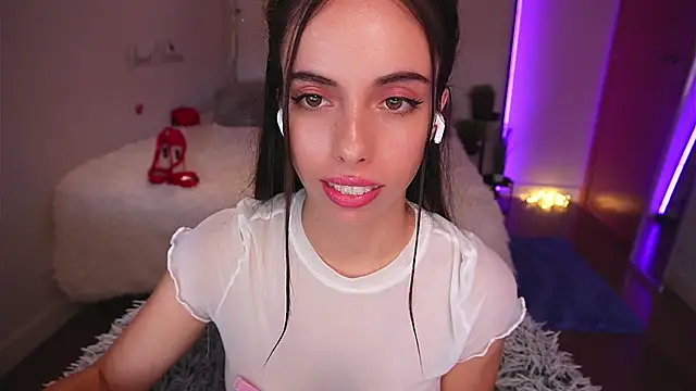 Dayna Nebula online show from 10-05-25, 11:08