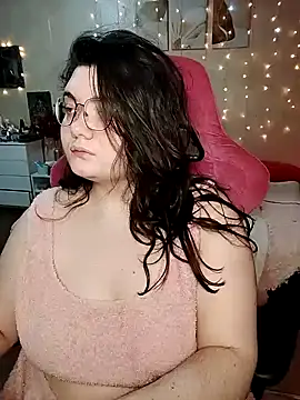 DenisHailey online show from 02-05-25, 05:09