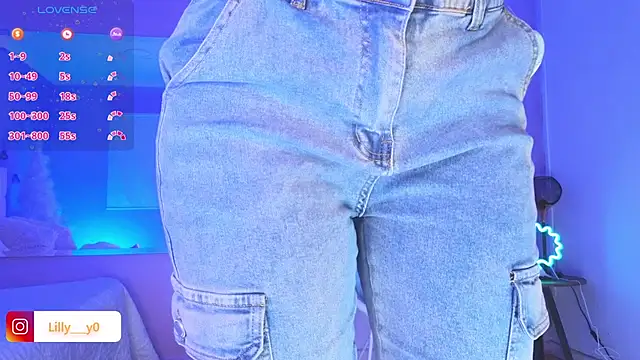 LillyDolls23 online show from 03-04-25, 01:17