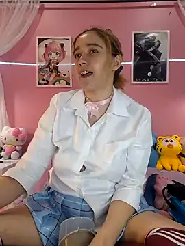 Snapshot of NaomiShimizu chatting on 01-20-25, 08:40 NaomiShimizu online show from 01-20-25, 08:40