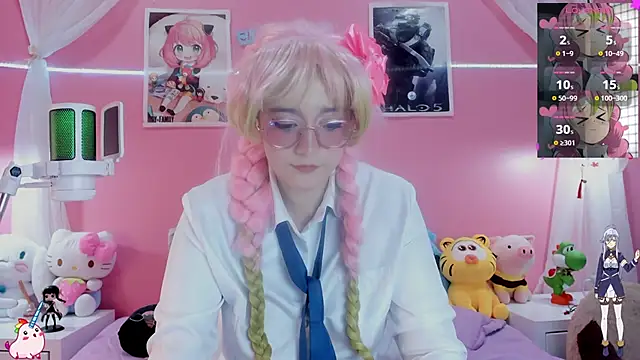 Snapshot of NaomiShimizu chatting on 01-20-25, 11:43 NaomiShimizu online show from 01-20-25, 11:43