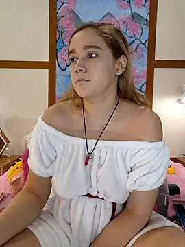 Snapshot of NaomiShimizu chatting on 02-15-25, 08:43 NaomiShimizu online show from 02-15-25, 08:43