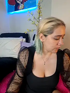 Snapshot of NaomiShimizu chatting on 10-03-25, 09:12 NaomiShimizu online show from 10-03-25, 09:12