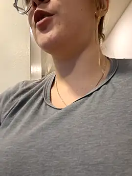 NaomiShimizu online show from 03-15-26, 08:59