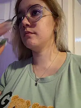 NaomiShimizu online show from 04-22-26, 08:32