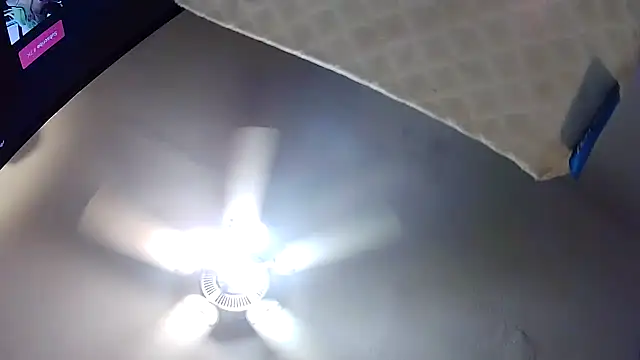 Snapshot of Obi-Spun-Kenobi chatting on 12-02-24, 12:09 Obi-Spun-Kenobi online show from 12-02-24, 12:09