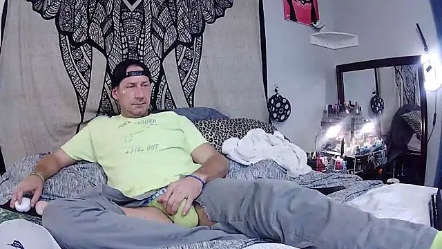 Snapshot of Obi-Spun-Kenobi chatting on 12-20-24, 05:47 Obi-Spun-Kenobi online show from 12-20-24, 05:47