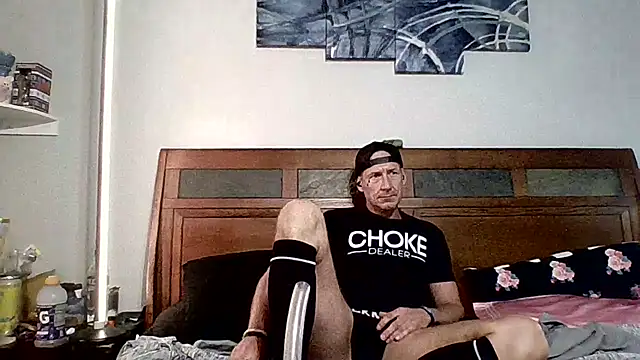 Snapshot of Obi-Spun-Kenobi chatting on 10-08-25, 04:43 Obi-Spun-Kenobi online show from 10-08-25, 04:43