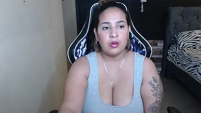 Snapshot of KathyHardcore69 chatting on 02-22-26, 03:29 KathyHardcore69 online show from 02-22-26, 03:29