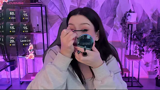 CoralineKeyns online show from 09-20-25, 05:30