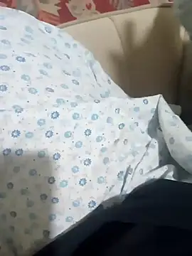 Snapshot of sevinc939 chatting on 01-02-25, 08:24 sevinc939 online show from 01-02-25, 08:24