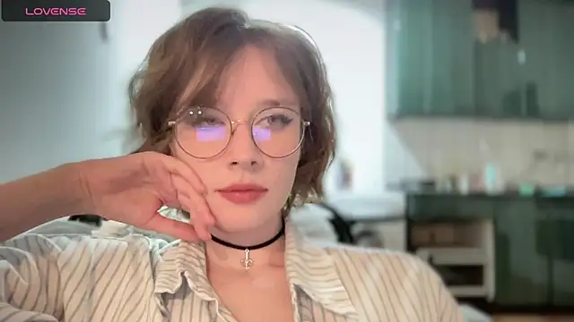 ms christiana online show from 11-19-25, 01:38