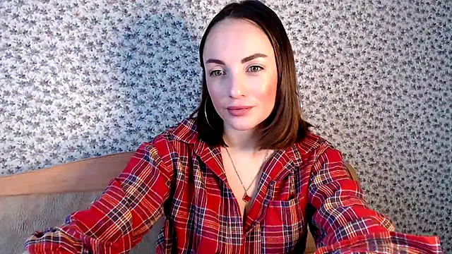 Tinadream20 online show from 04-25-26, 07:11