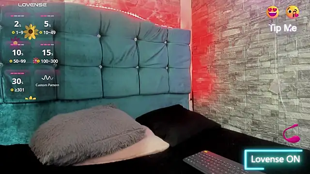 Cloee66 online show from 10-02-25, 05:42