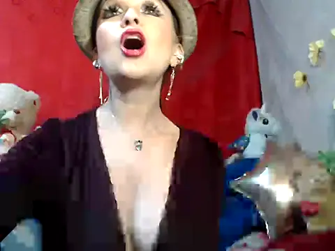 hottieperla online show from 01-02-25, 08:02