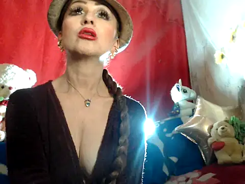 hottieperla online show from 01-17-25, 08:11