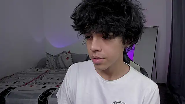 Alan26  online show from 02-26-26, 03:44