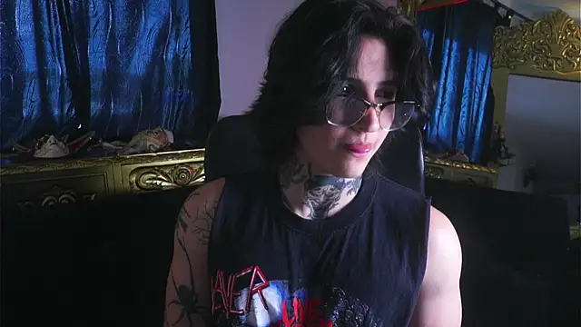 Snapshot of dantecoppolaa_ chatting on 01-08-25, 07:56 dantecoppolaa online show from 01-08-25, 07:56