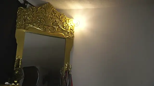 Snapshot of dantecoppolaa_ chatting on 01-23-25, 12:35 dantecoppolaa online show from 01-23-25, 12:35