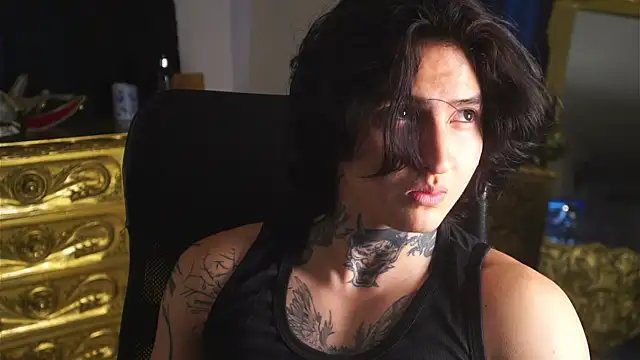 Snapshot of dantecoppolaa_ chatting on 01-23-25, 10:54 dantecoppolaa online show from 01-23-25, 10:54