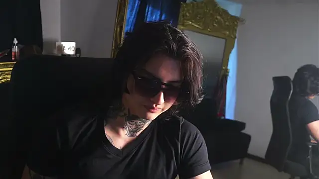 Snapshot of dantecoppolaa_ chatting on 02-01-25, 03:18 dantecoppolaa online show from 02-01-25, 03:18