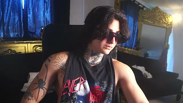 Snapshot of dantecoppolaa_ chatting on 02-08-25, 03:42 dantecoppolaa online show from 02-08-25, 03:42