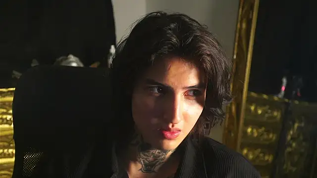 Snapshot of dantecoppolaa_ chatting on 02-13-25, 01:50 dantecoppolaa online show from 02-13-25, 01:50