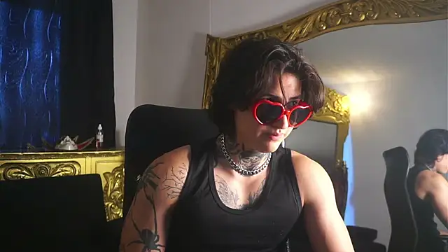 Snapshot of dantecoppolaa_ chatting on 02-16-25, 06:43 dantecoppolaa online show from 02-16-25, 06:43