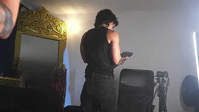 Snapshot of dantecoppolaa_ chatting on 02-16-25, 09:59 dantecoppolaa online show from 02-16-25, 09:59