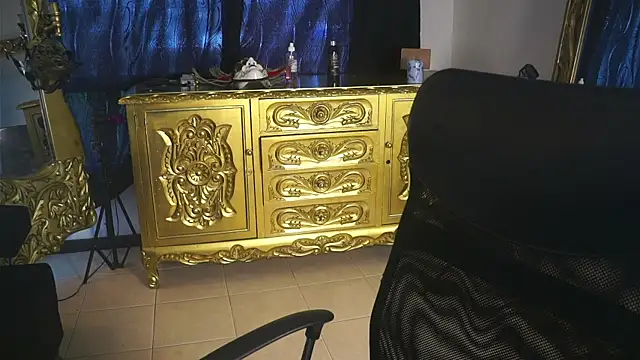 Snapshot of dantecoppolaa_ chatting on 02-22-25, 05:46 dantecoppolaa online show from 02-22-25, 05:46